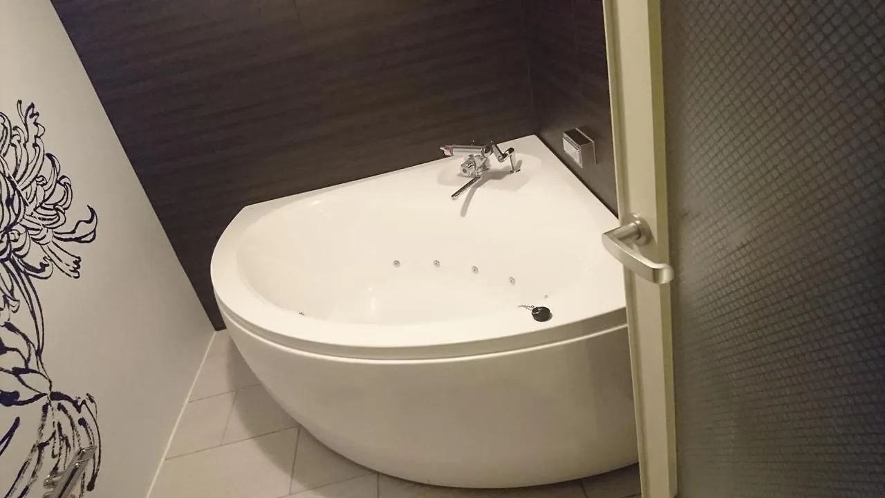 Hotel Ran  Fukuoka  Liefdeshotel Fukuoka (Fukuoka)